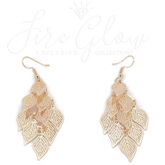 Boho Chic Gold Dangling Filigree Leaf Earrings - Picture 2 of 8